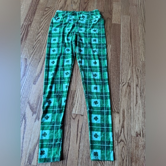 ☃️Lularoe St Patrick’s Day leggings - Picture 2 of 3